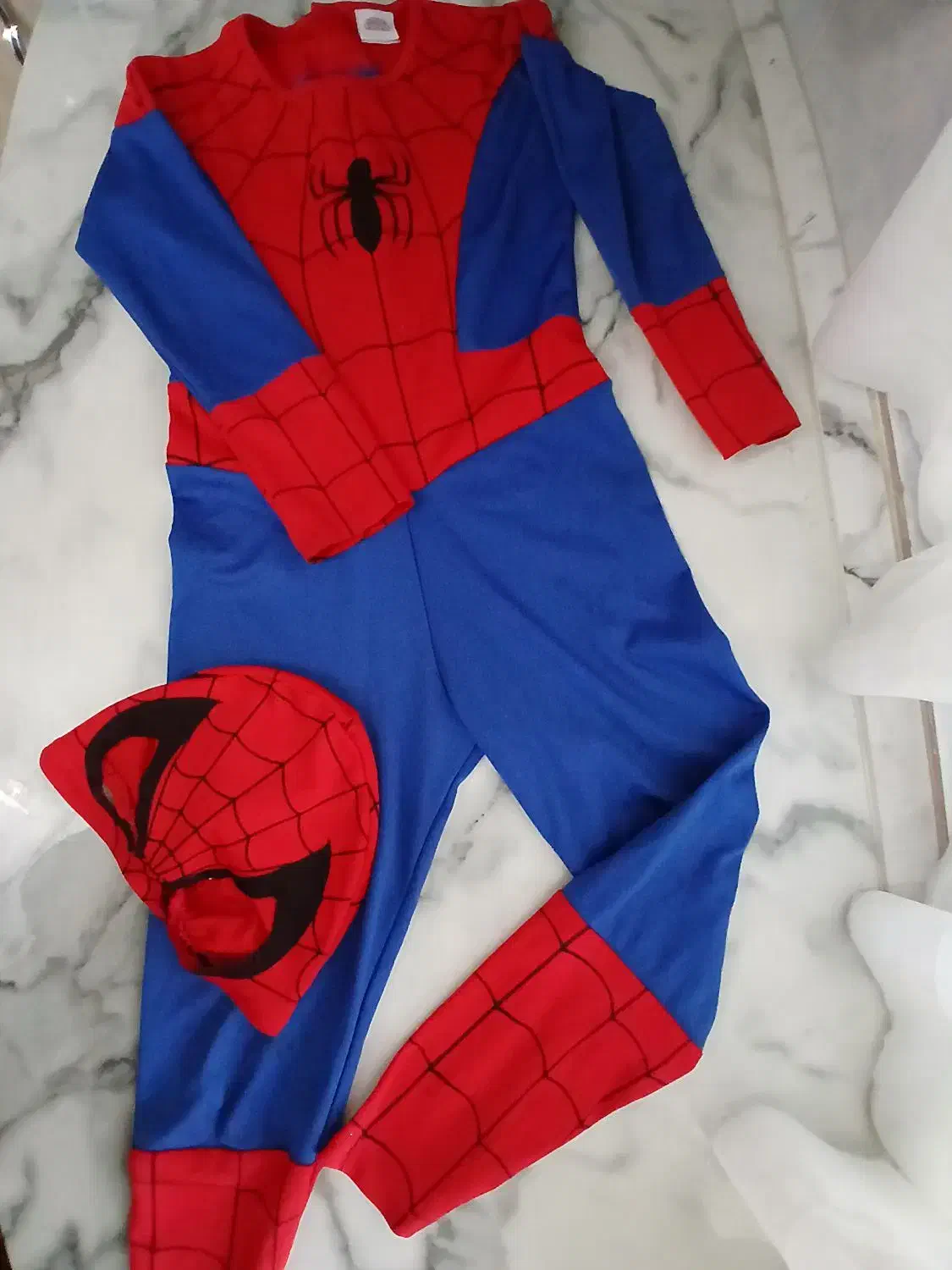 لباس مردعنکبوتی|کفش و لباس بچه|اردبیل, |دیوار