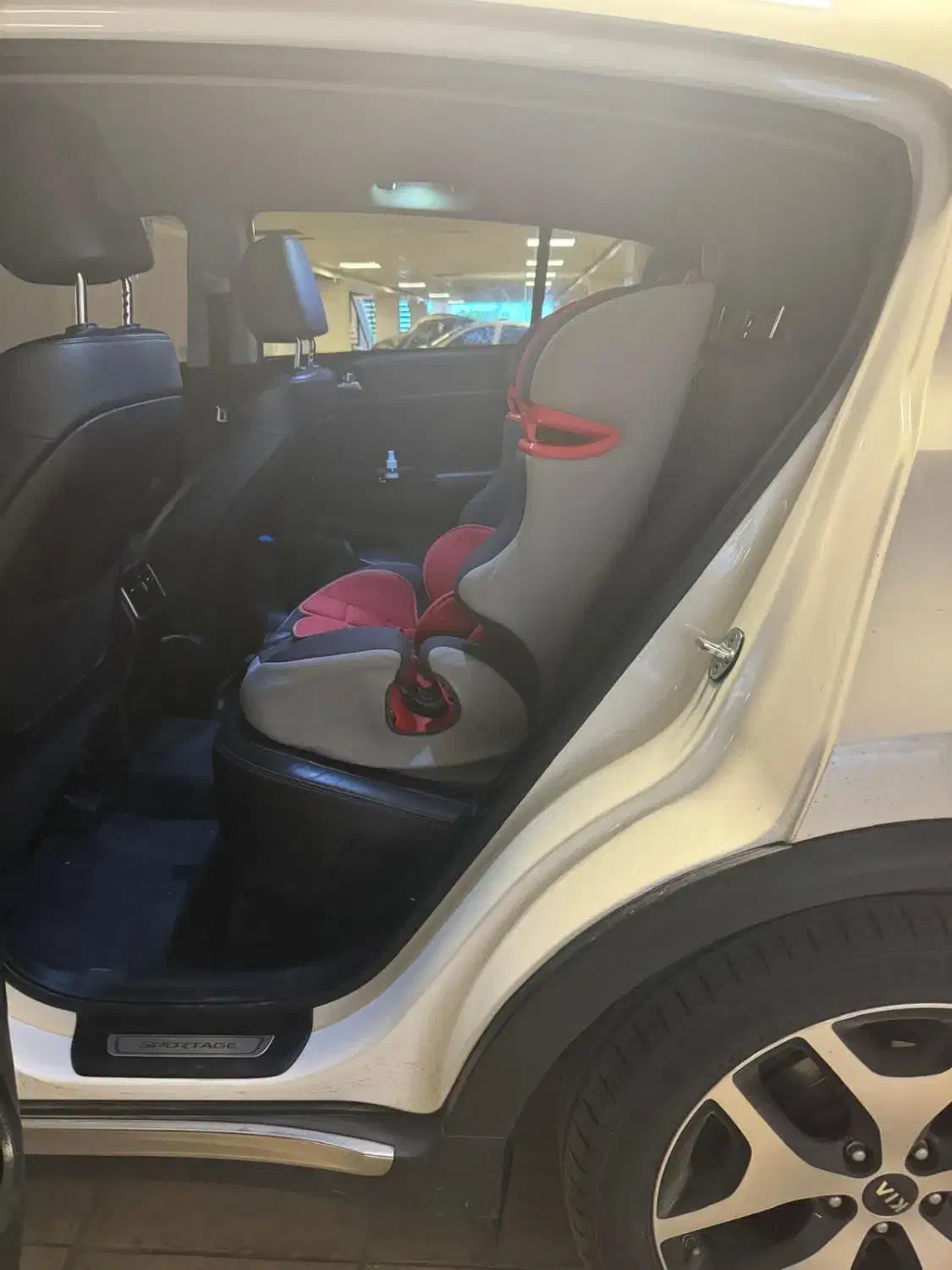 صندلی ماشین کودک|تخت و صندلی بچه|ساری, |دیوار