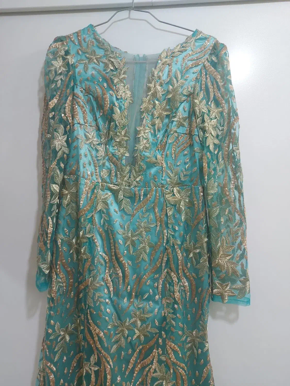 لباس مجلسی|لباس|ورامین, ورامین|دیوار