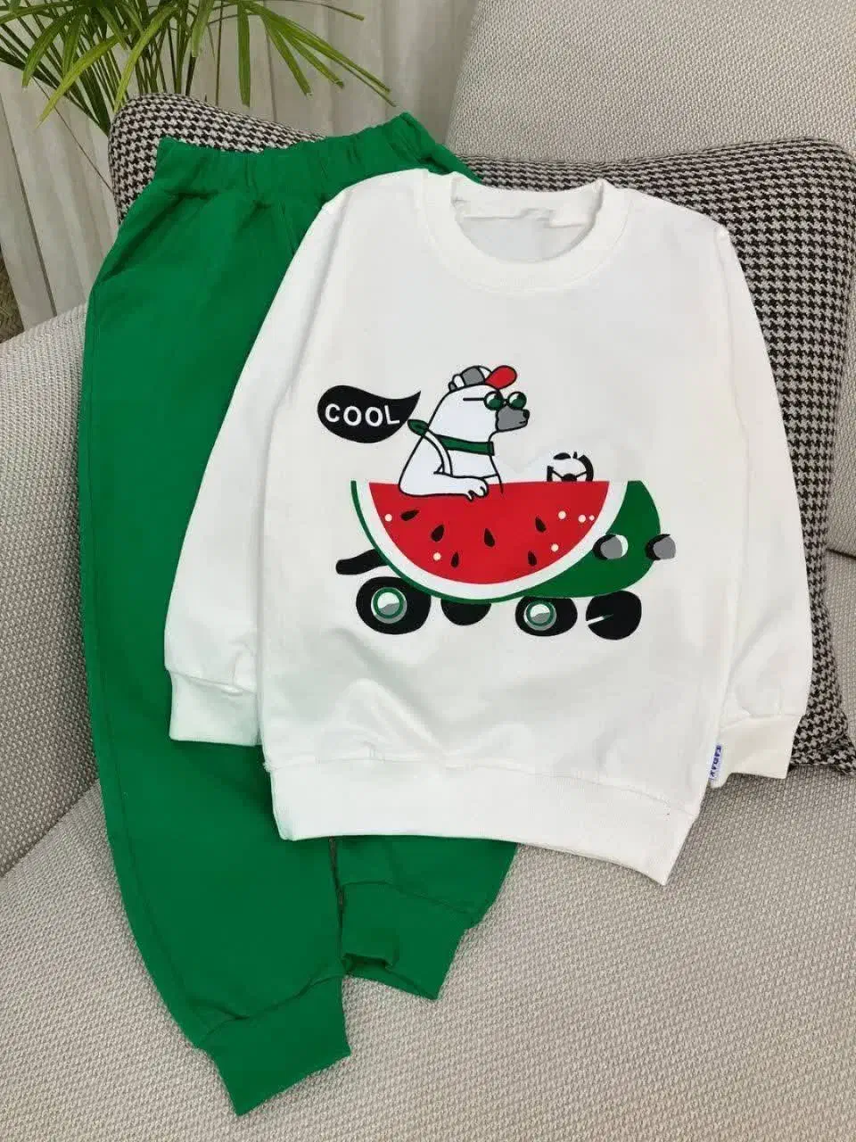 بلوز و شلوار یلدایی با تخفیف ویژه|کفش و لباس بچه|قم, بنیاد|دیوار