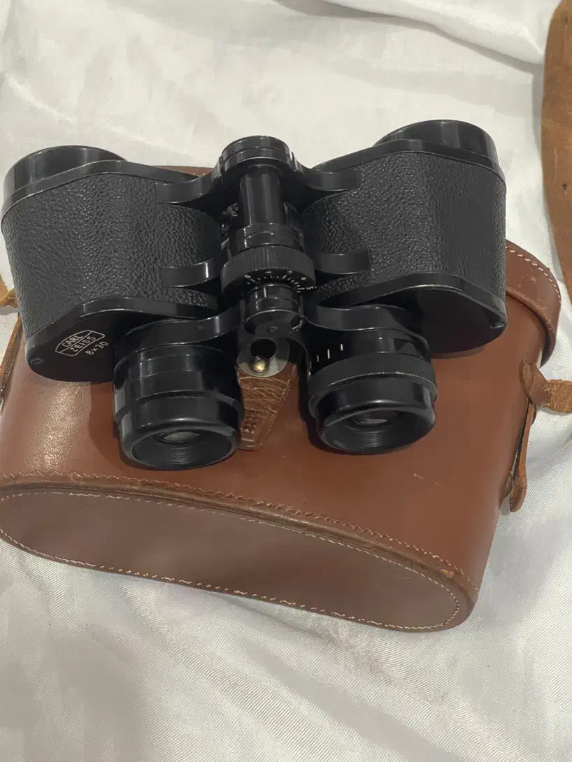 دوربین دوچشمی زایس ۸ در ۳۰ اصل المان|کوهنوردی و کمپینگ|کرمان, |دیوار