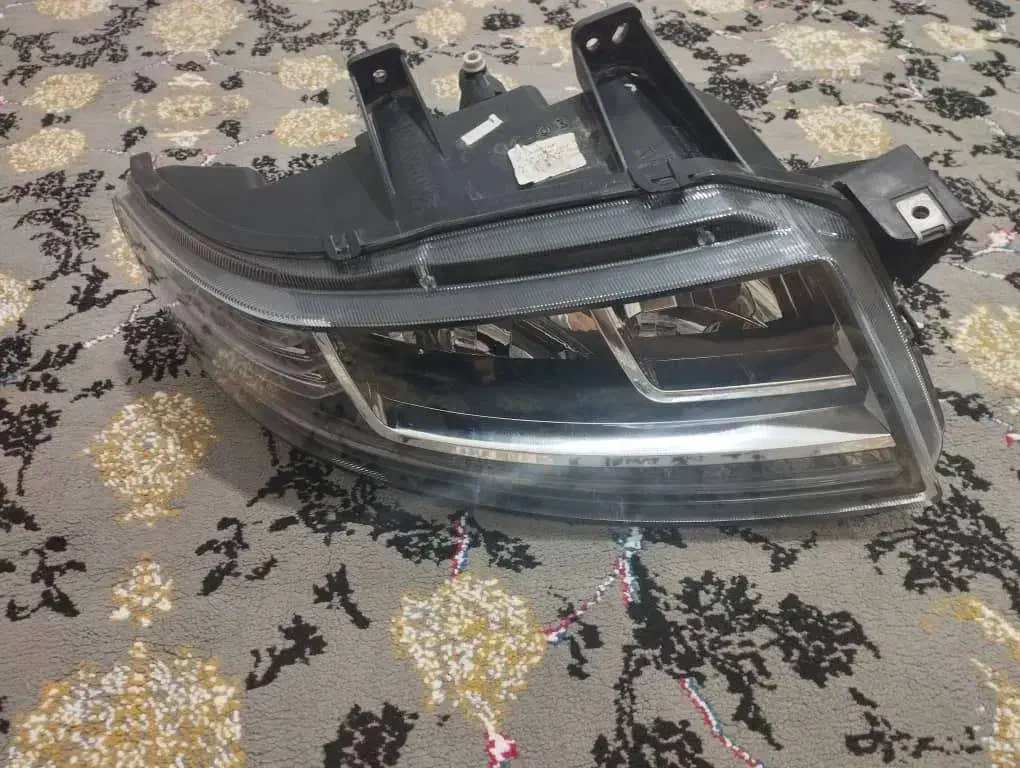 چراغ خودرو|قطعات یدکی و لوازم جانبی|اهواز, حصیرآباد|دیوار