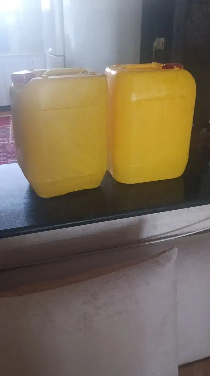 دبه خالی|ظروف نگهدارنده، پلاستیکی، یک‌بارمصرف|شیراز, پانصد دستگاه ارتش|دیوار