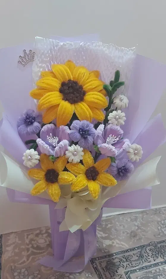 باکس گل هدیه به صورت تک و عمده|گل مصنوعی|قم, لبچال|دیوار