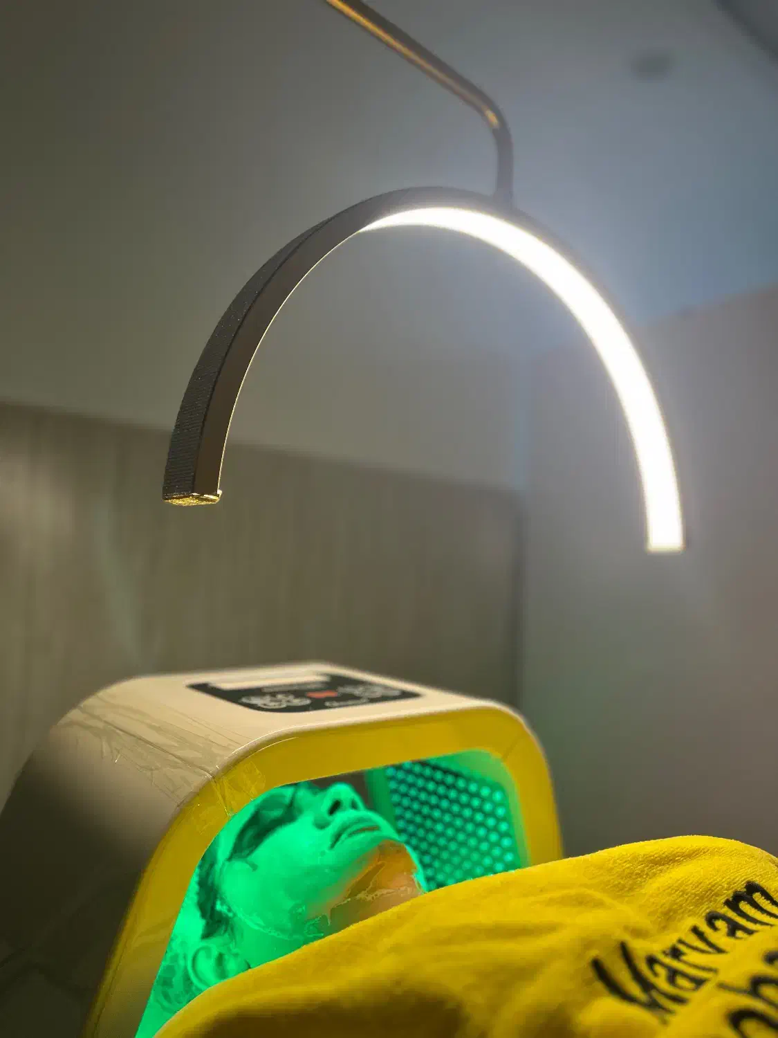 تخفیف ویژه فشیال پوست قائمشهر|خدمات آرایشگری و زیبایی|قائم‌شهر, |دیوار