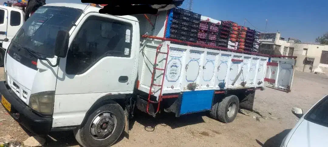 کامیون ایسوزو ۸تن|خودرو سنگین|شیراز, شهرک دارایی|دیوار