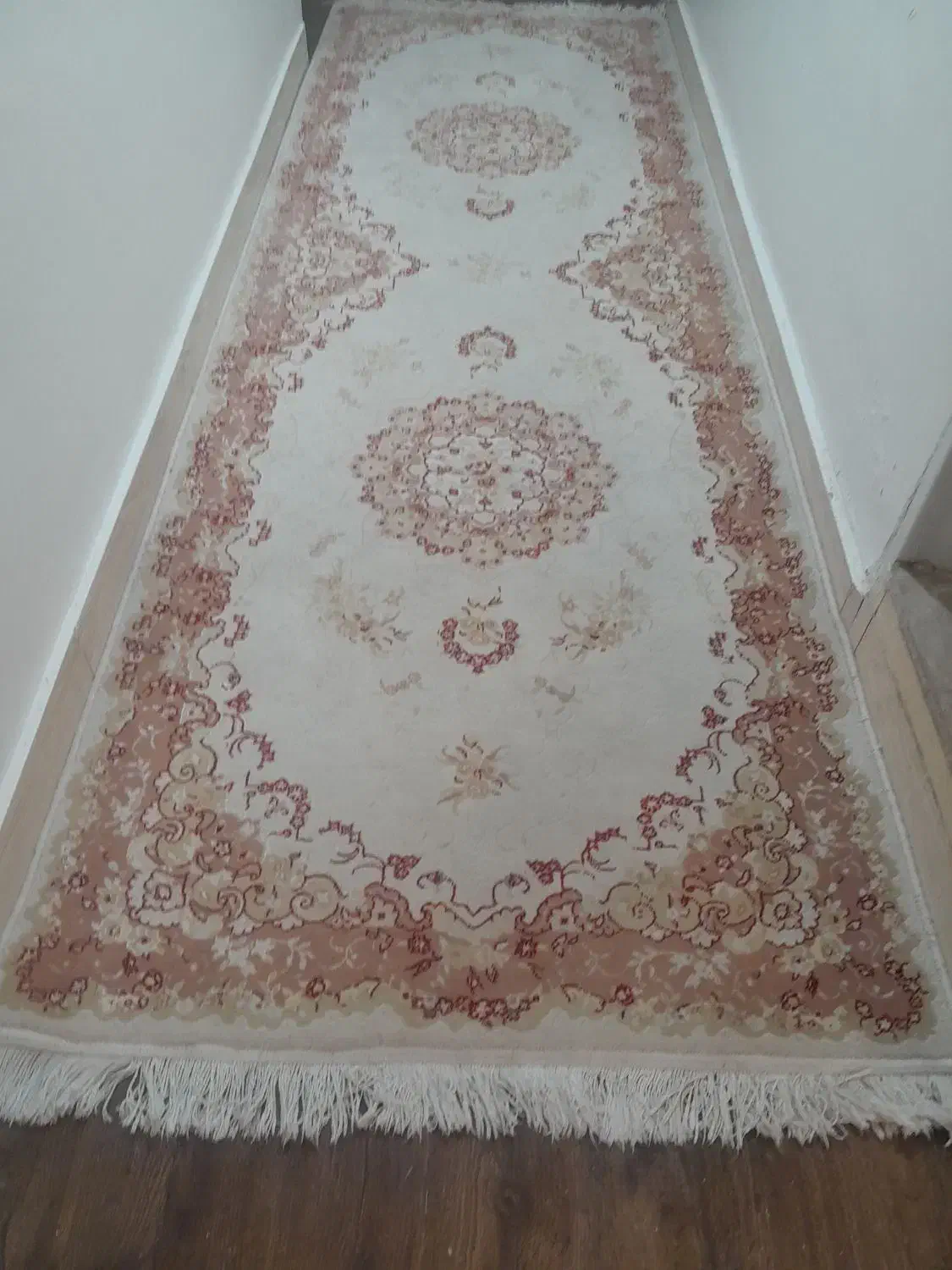 فرش کناره|فرش|قزوین, |دیوار