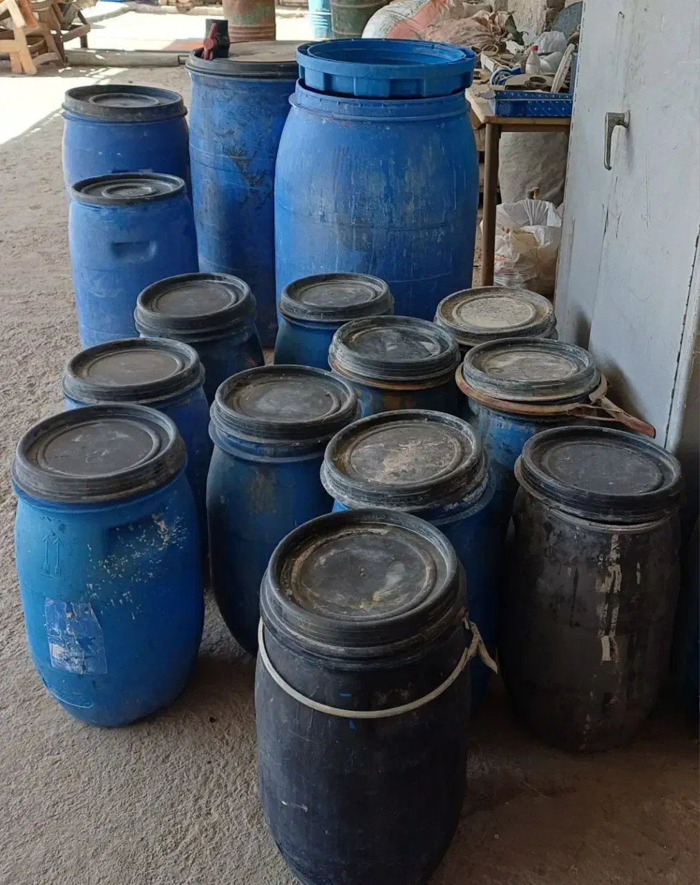 بشکه پلاستیکی|ظروف نگهدارنده، پلاستیکی، یک‌بارمصرف|رباط‌کریم, آدران|دیوار