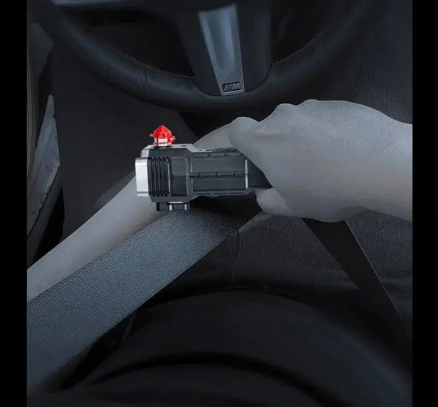 چراغ قوه/ اضطراری ۸ کاره Torch/ضدآب/ پاوربانک/ چکش|کوهنوردی و کمپینگ|تهران, تجریش|دیوار