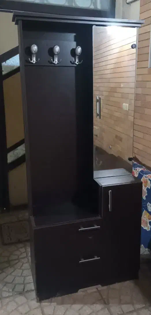 اینه کنسول ومیز مبل ومیز تلوزیون وجاکفشی|بوفه، ویترین، کنسول|یزد, |دیوار