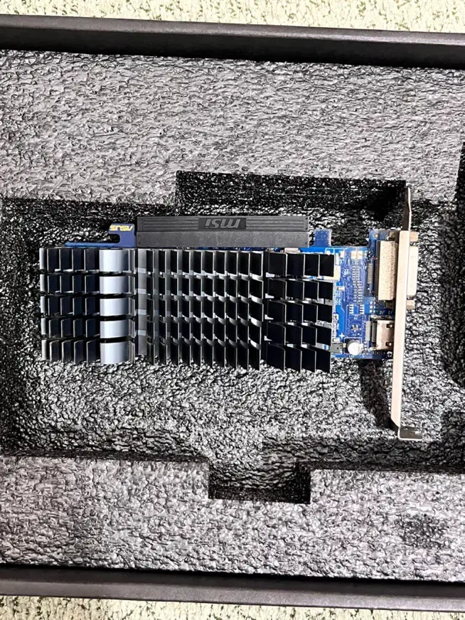 کارت گرافیک Gt1030 SL 2GB ASUS|قطعات و لوازم جانبی رایانه|رشت, معلم|دیوار