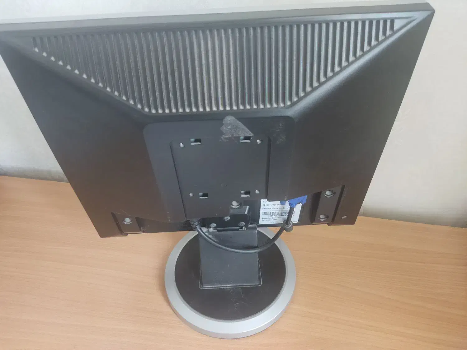 Samsung SyncMaster 1750NPLS|قطعات و لوازم جانبی رایانه|میانه, |دیوار