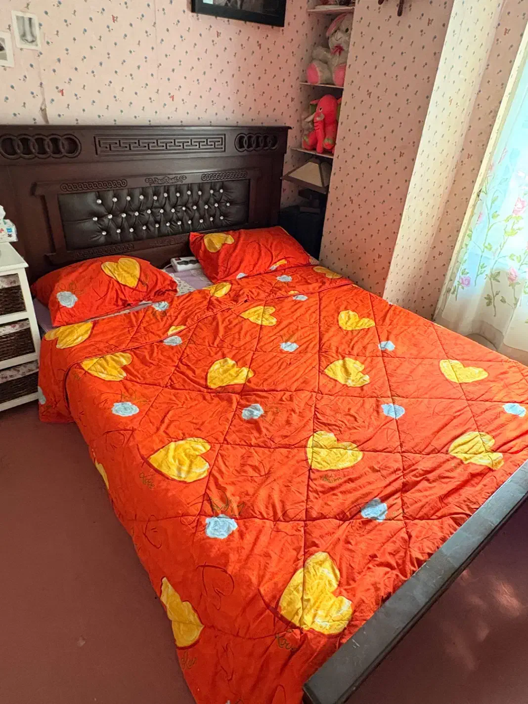 تخت و میز|تخت و سرویس خواب|کرج, شاهین‌ویلا|دیوار