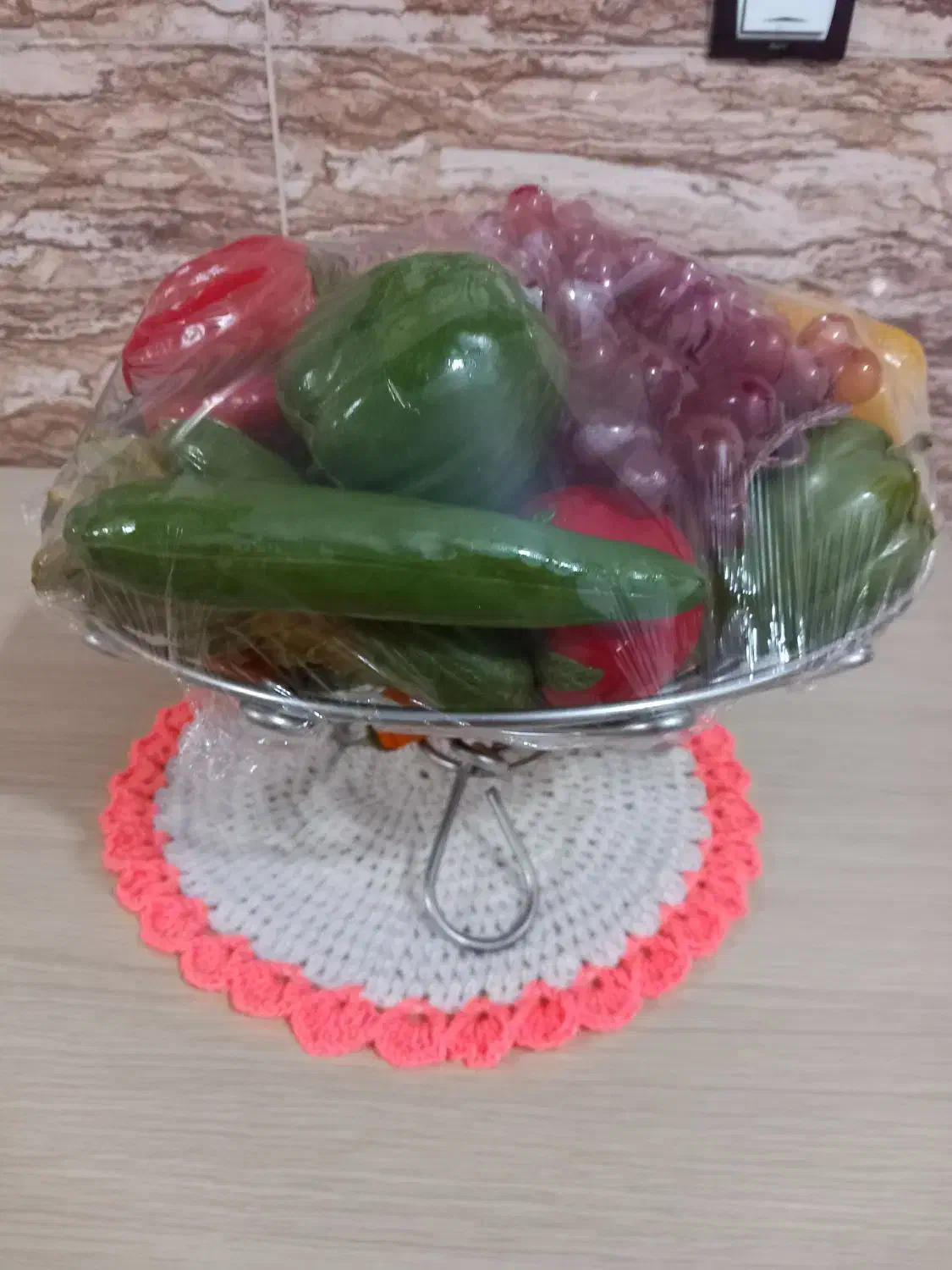 سبدمیوه جنس خارجی قیمت درحدود۳۰تامیوه همه جوره ۵۰۰|ظروف سرو و پذیرایی|رشت, یخسازی|دیوار