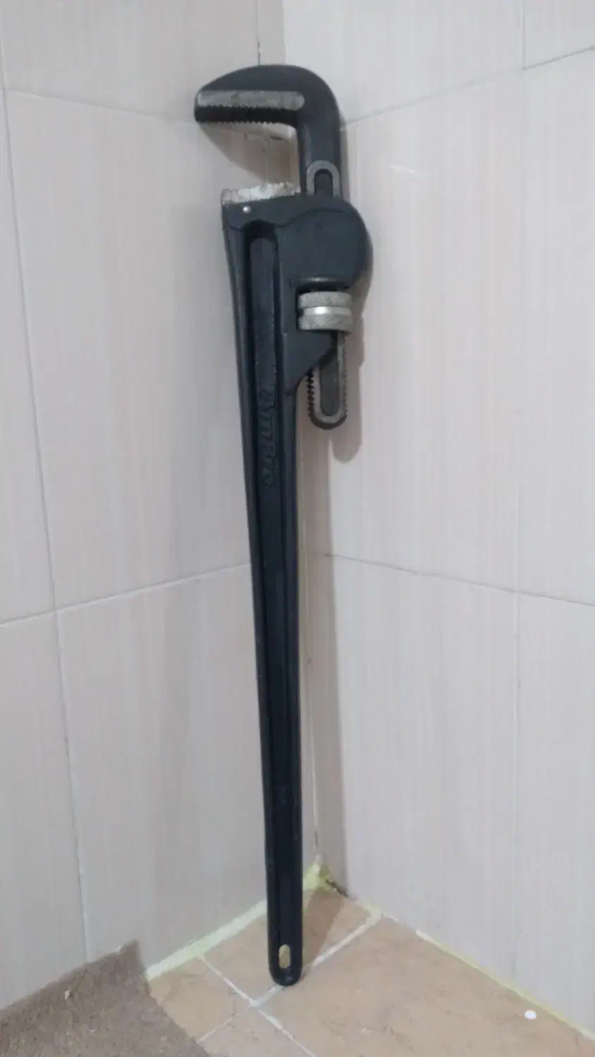 آچارشلاقی ۳۶ نو|ابزارآلات|نسیم‌شهر, |دیوار