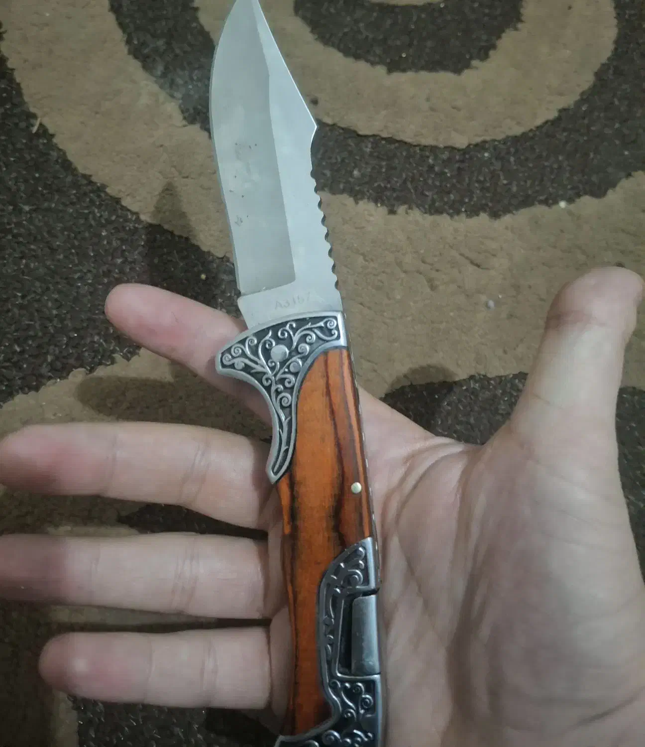 دوعدد چاقو جیبی نو معاوضه با ساعت هوشمند|کوهنوردی و کمپینگ|شیراز, پشم شیشه|دیوار