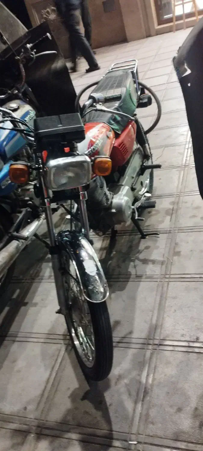 هندا مدل ۹۰ هیرمند|موتورسیکلت|مشهد, عیدگاه|دیوار