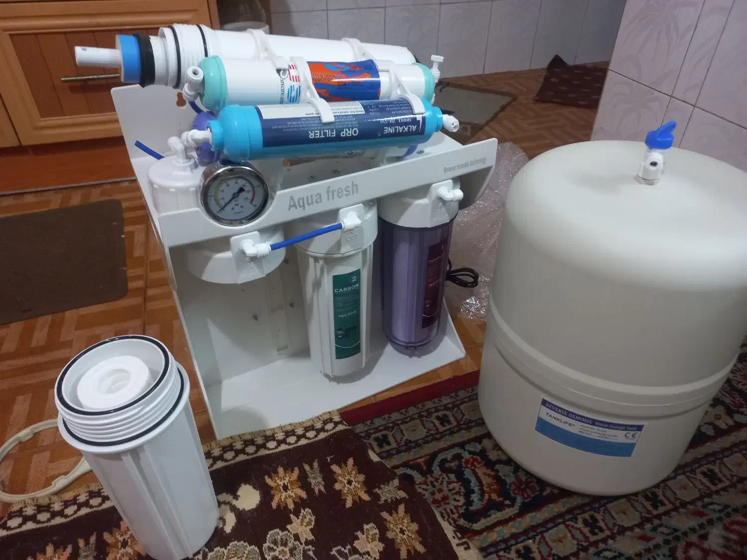 تصفیه آب ( نصب و سرویس )|آبسردکن و تصفیه آب|بابل, |دیوار