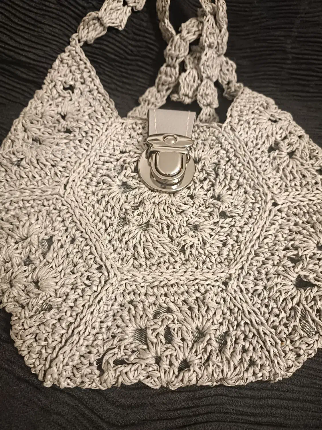 کیف|کیف، کفش، کمربند|چالوس, |دیوار