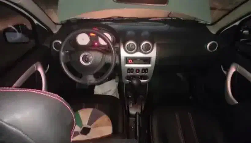 ساندرو اتوماتیک|خودرو سواری و وانت|تهران, حکمت|دیوار