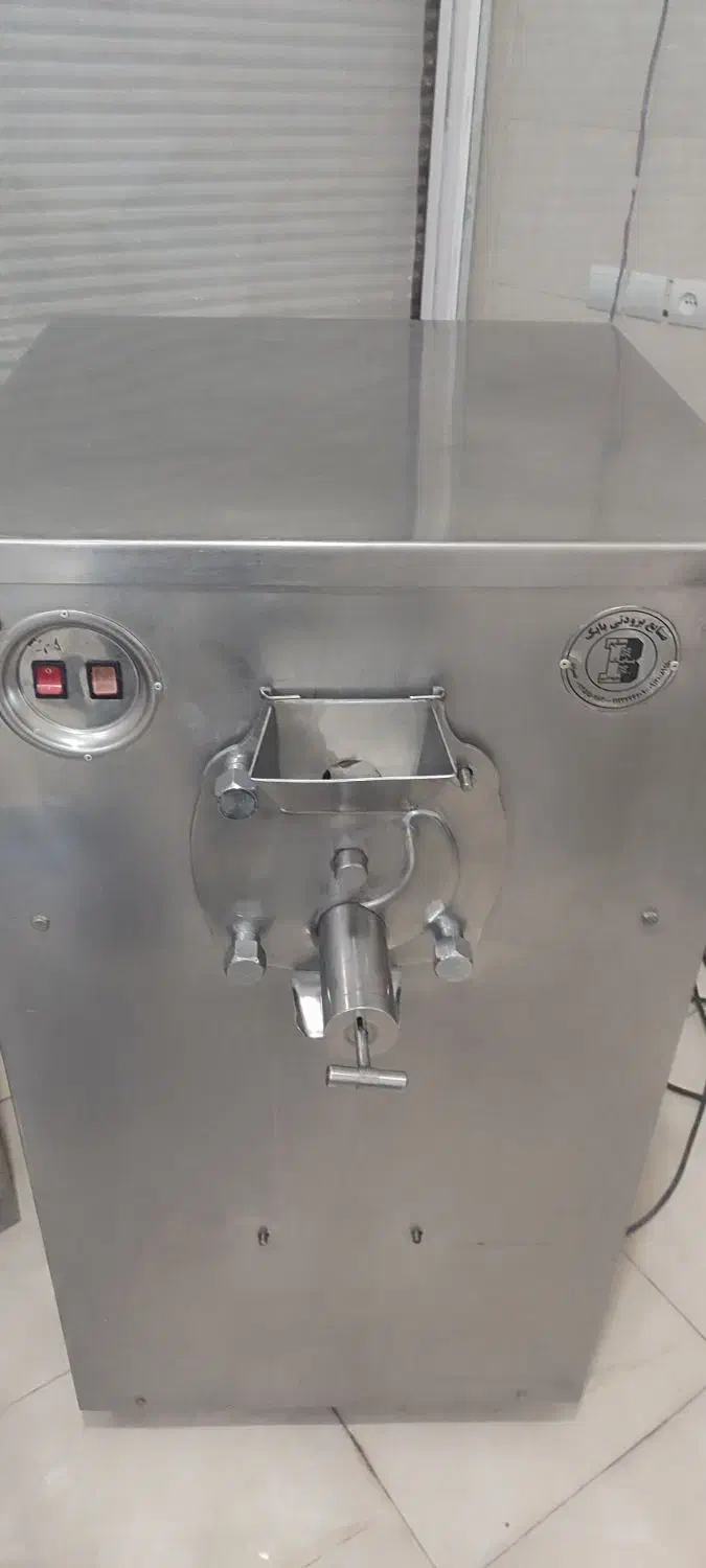 بار سفت کن|کافی‌شاپ و رستوران|میانه, |دیوار