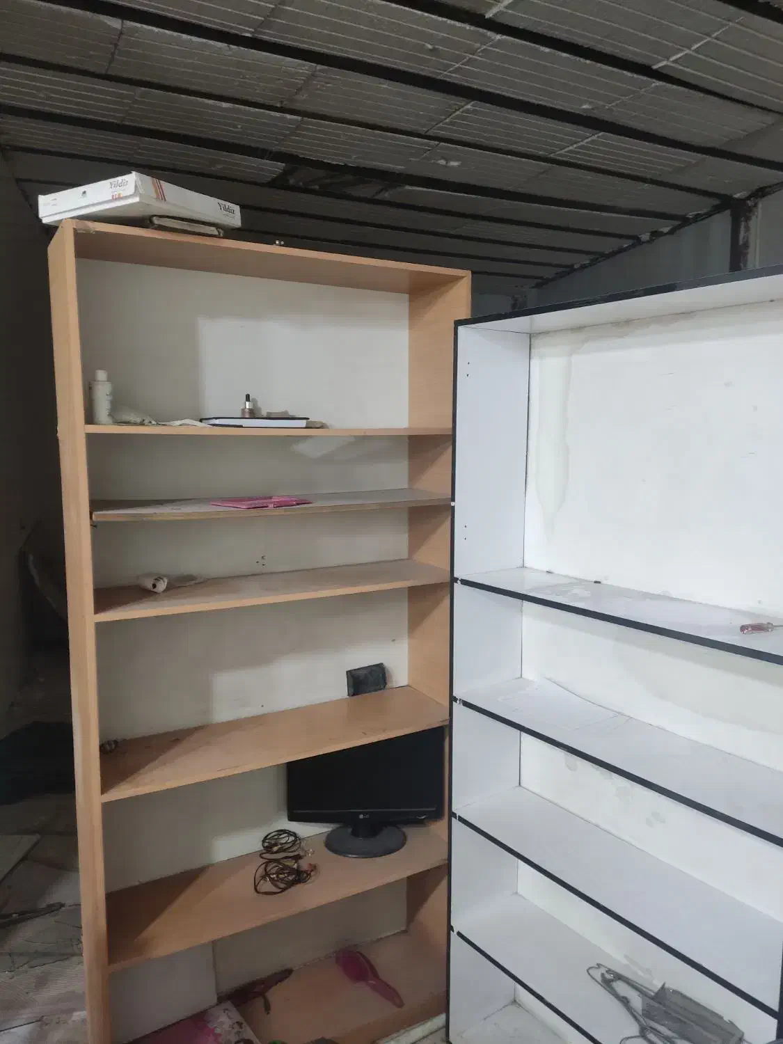 3عدد کمد فروشی|کتابخانه، شلف، قفسه‌های دیواری|قرچک, باقرآباد|دیوار