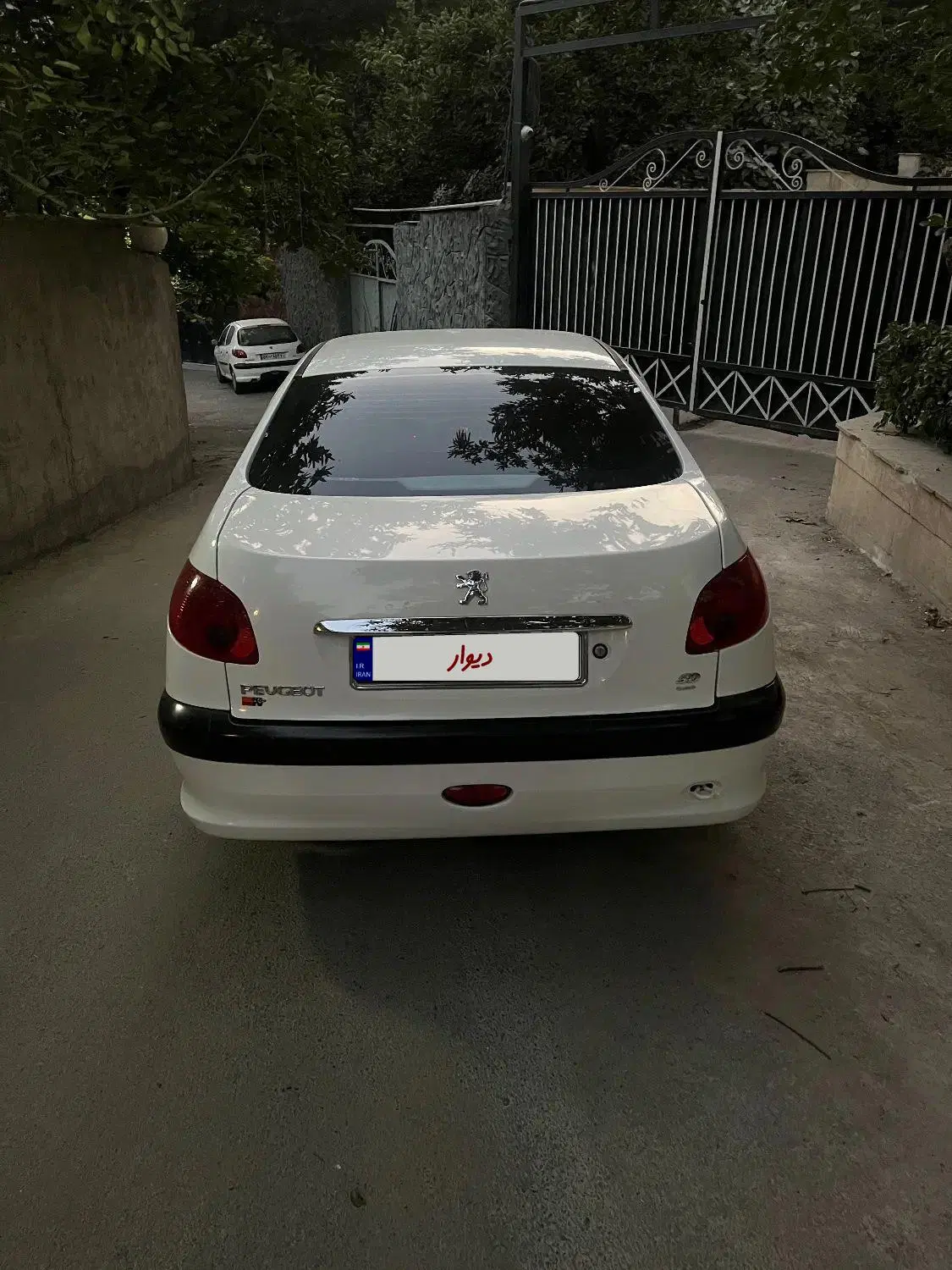 ۲۰۶sd v8|خودرو سواری و وانت|تهران, صاحب الزمان|دیوار