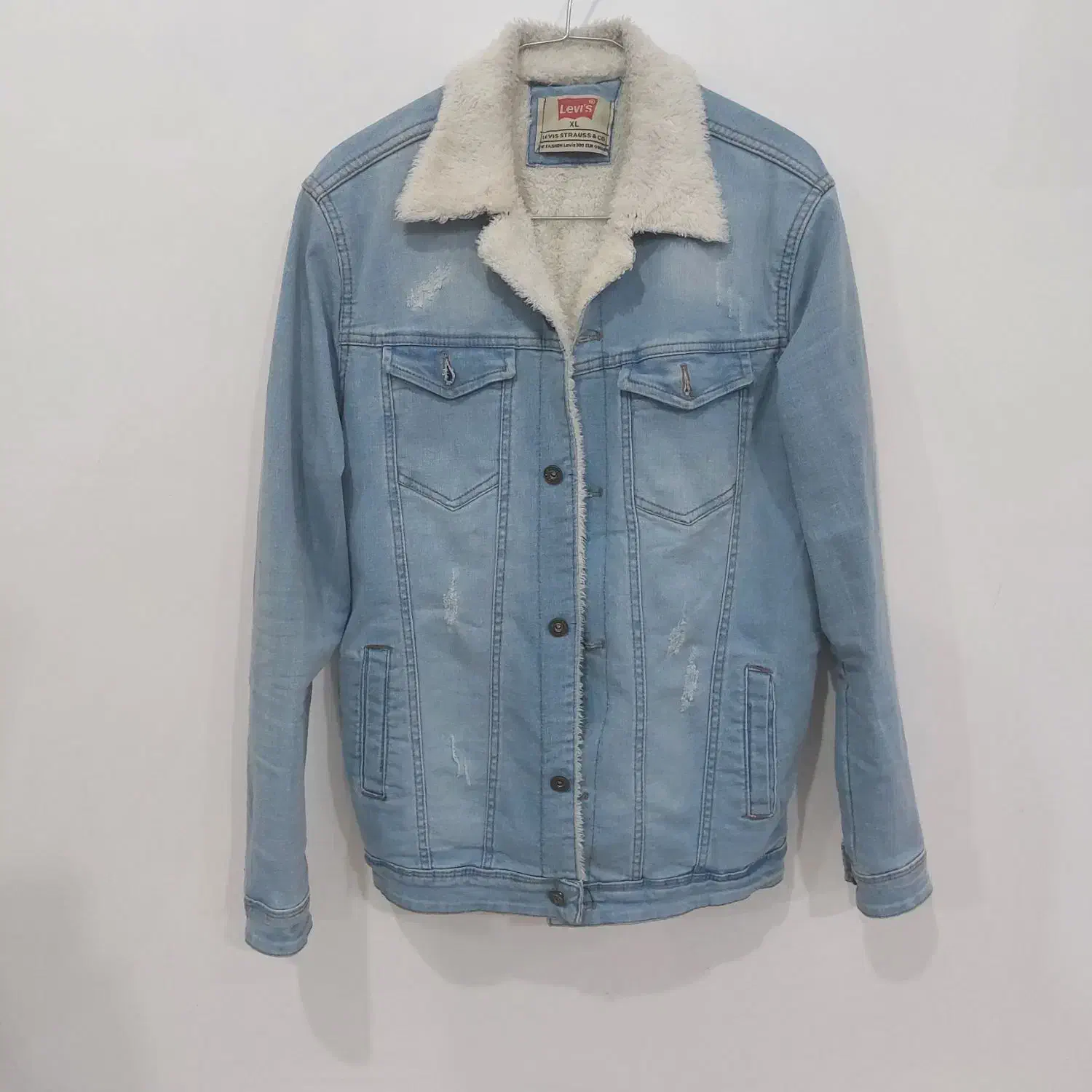 کت جین|لباس|کبودرآهنگ, |دیوار