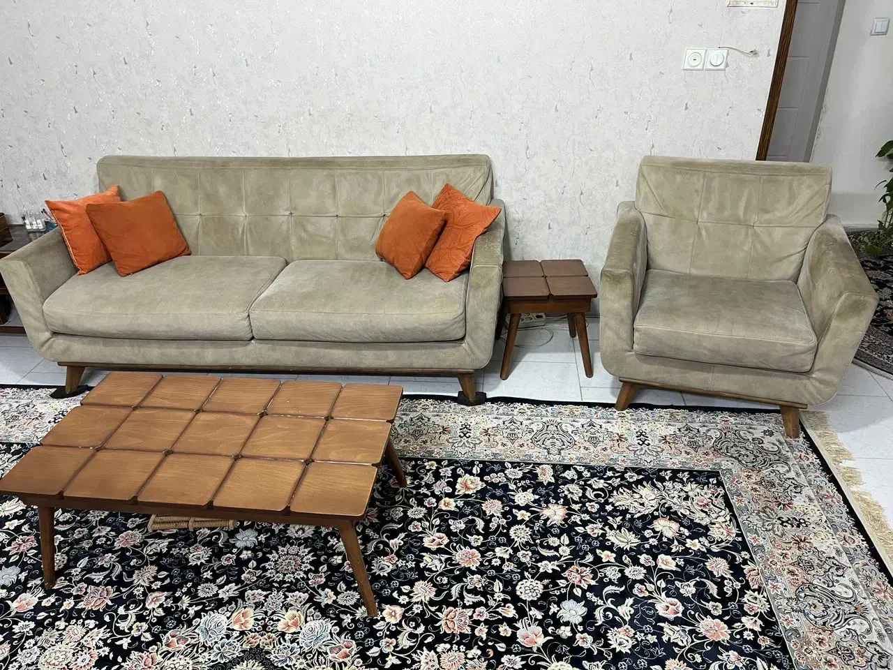 مبل ۷نفره|مبلمان خانگی و میز عسلی|کرج, فاز ۳ گوهردشت|دیوار