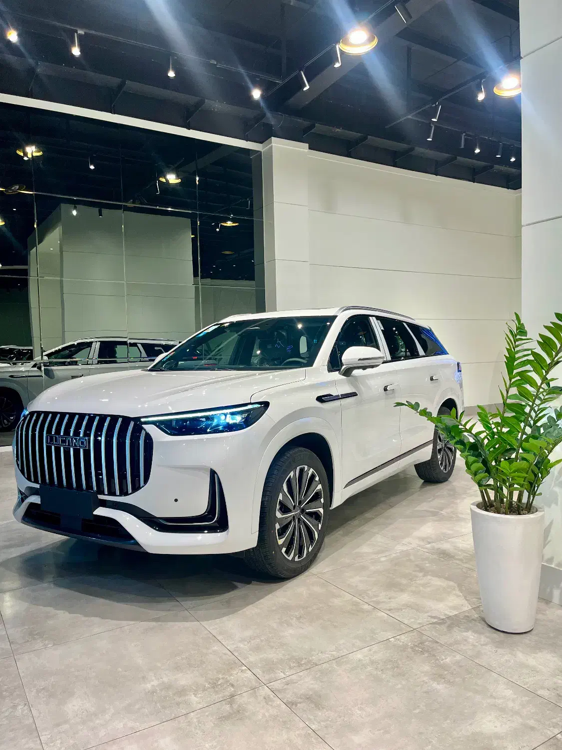 لوکانوL8|خودرو سواری و وانت|قزوین, |دیوار