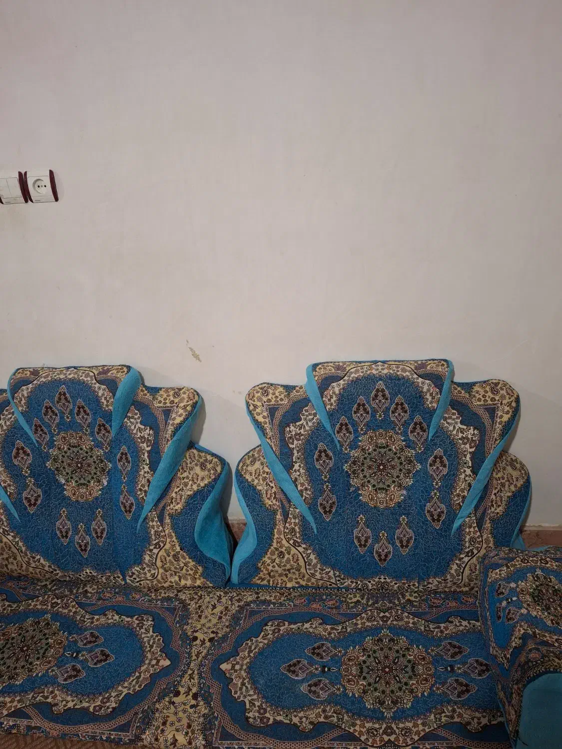 پشتی خلیجی آبی خوشرنگ|پشتی|شیراز, شهرک قمشه|دیوار