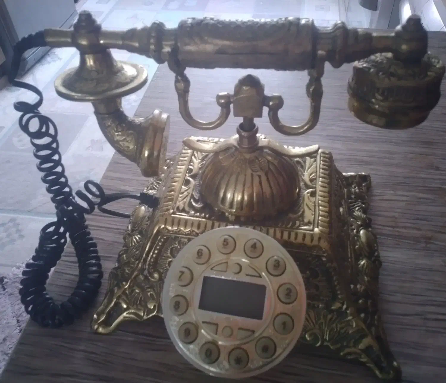 تلفن برنز|تلفن رومیزی|اردبیل, |دیوار