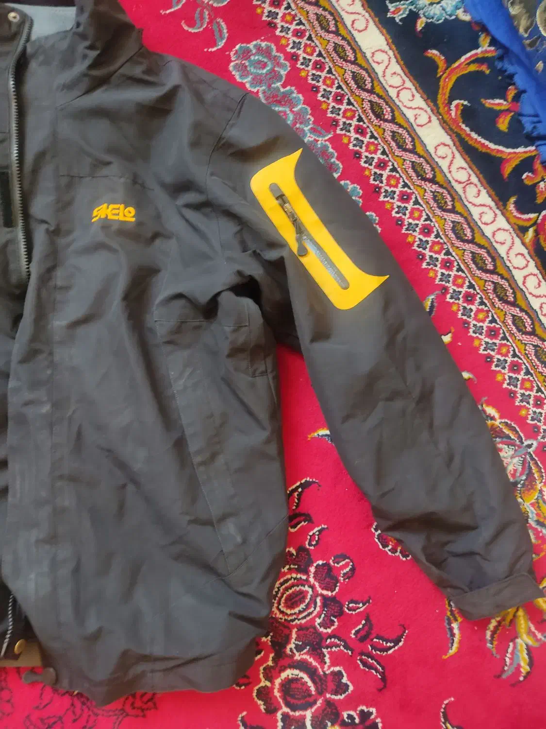 کت تاناکورا ضد اب|لباس|جوانرود, |دیوار