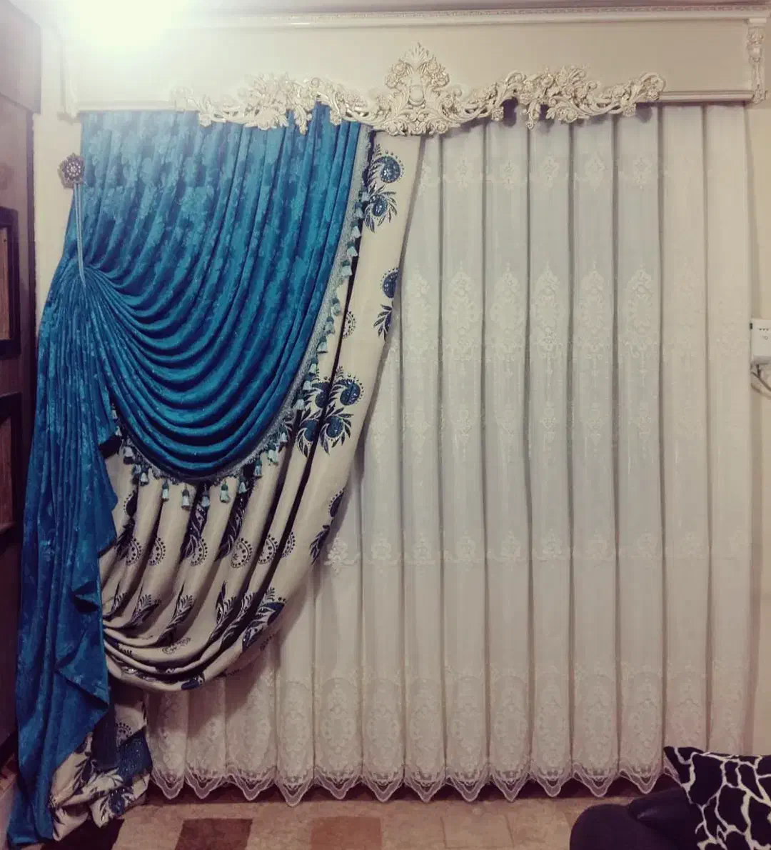 نصب، تنظیم و تعمیرات انواع پردههای مدرن و کلاسیک|خدمات پیشه و مهارت|آبادان, |دیوار