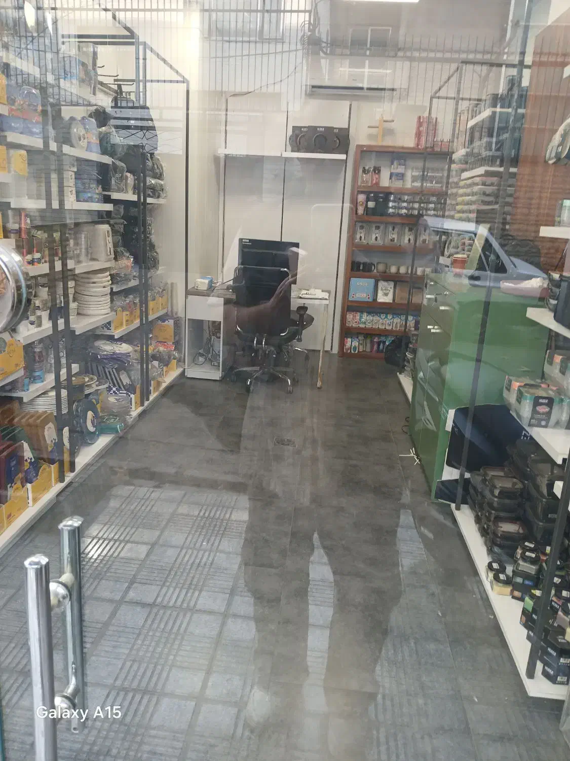 ۲۲ متر پاسداران|اجارهٔ مغازه و غرفه|تهران, پاسداران|دیوار