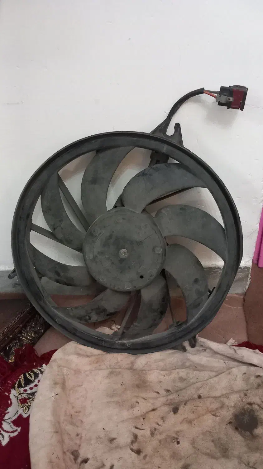 ۲ عدد فن ماشین ۲۰۶ کارکرده ولی سالم|قطعات یدکی و لوازم جانبی|قرچک, شهرک طلائیه|دیوار