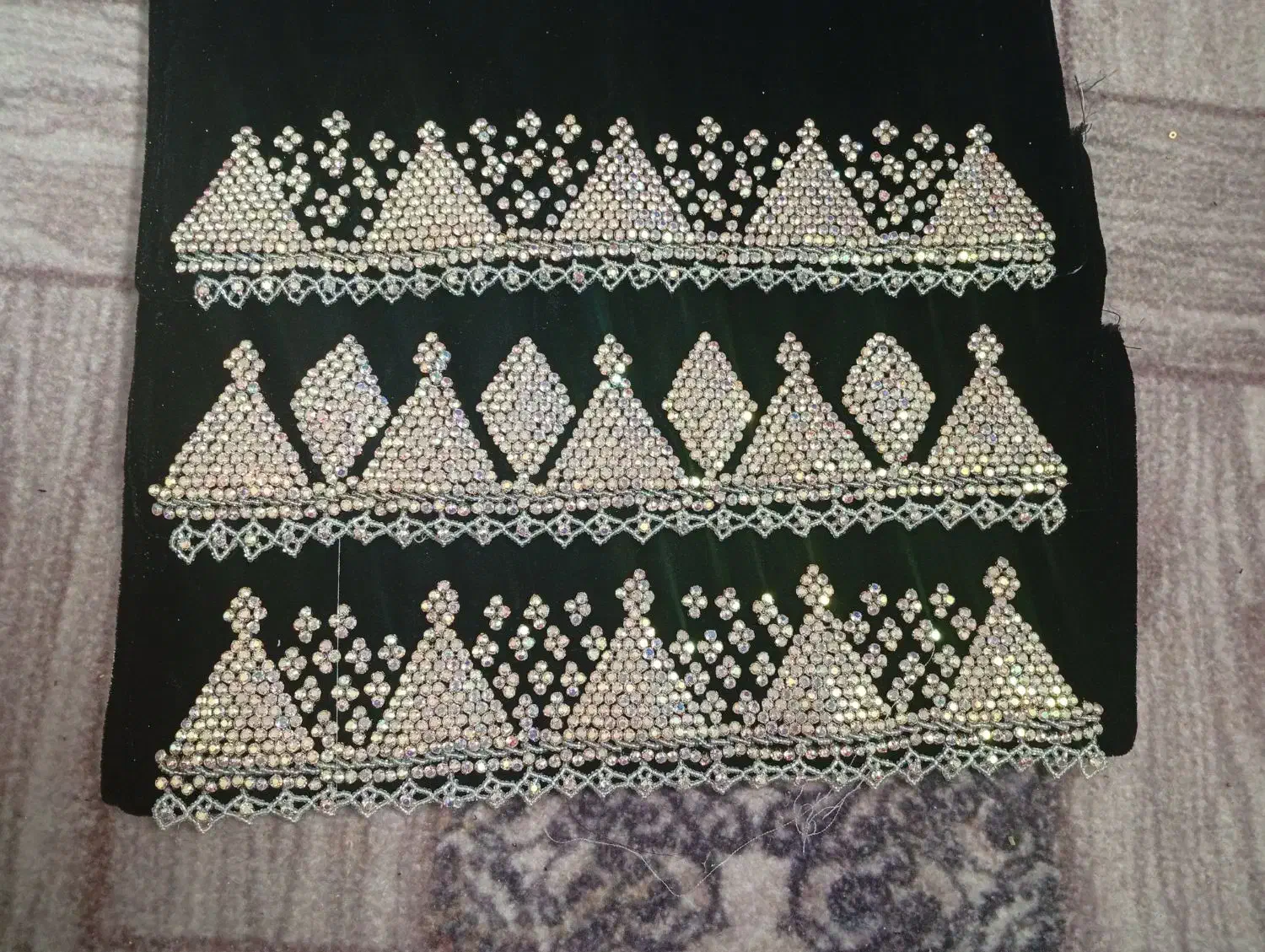 لچک الماس محکم محکم|لباس|ایذه, |دیوار