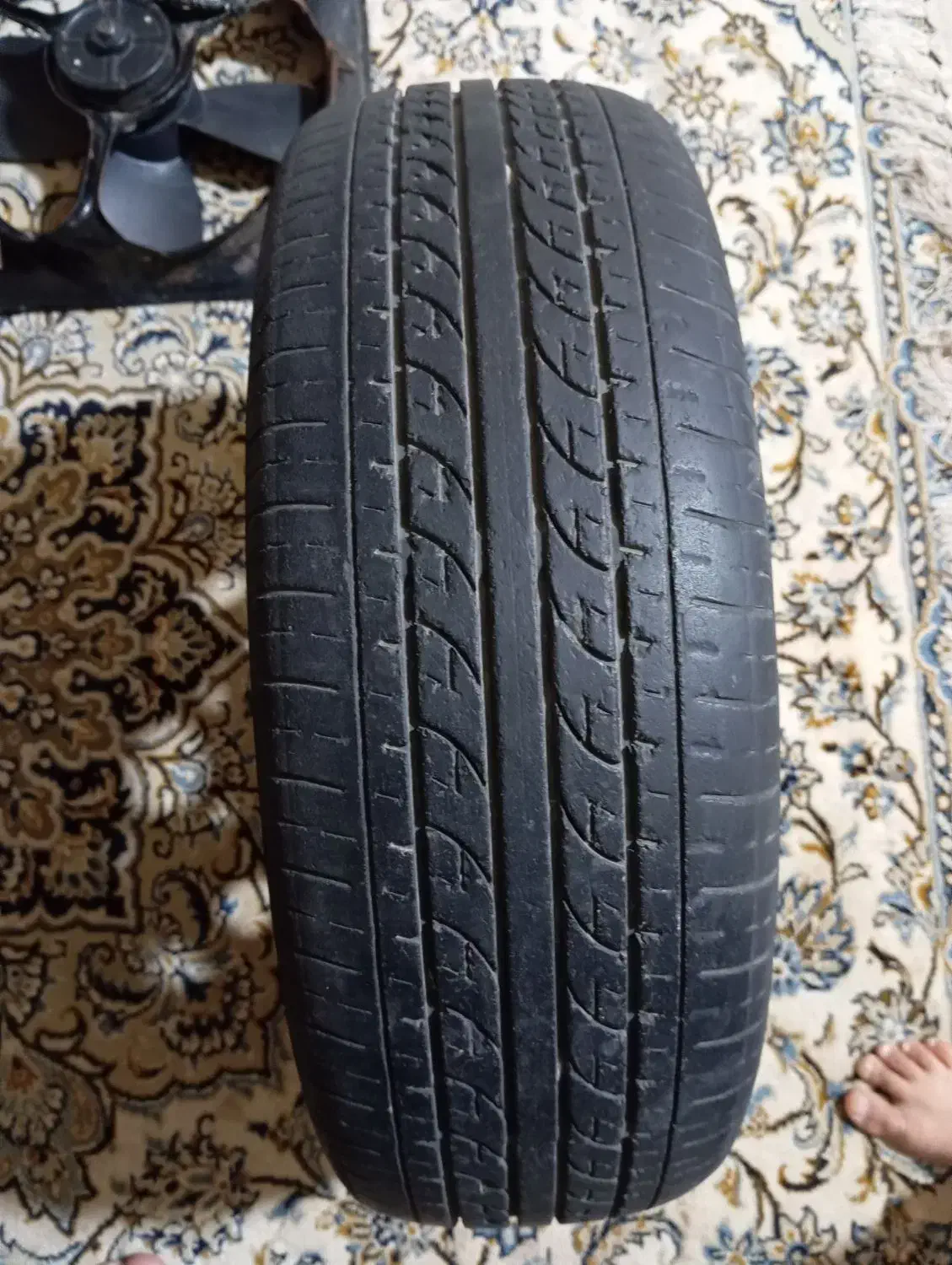 سلام یک فن با دوتا رینگ که یکی لاستیک هم روش هست|قطعات یدکی و لوازم جانبی|زابل, |دیوار