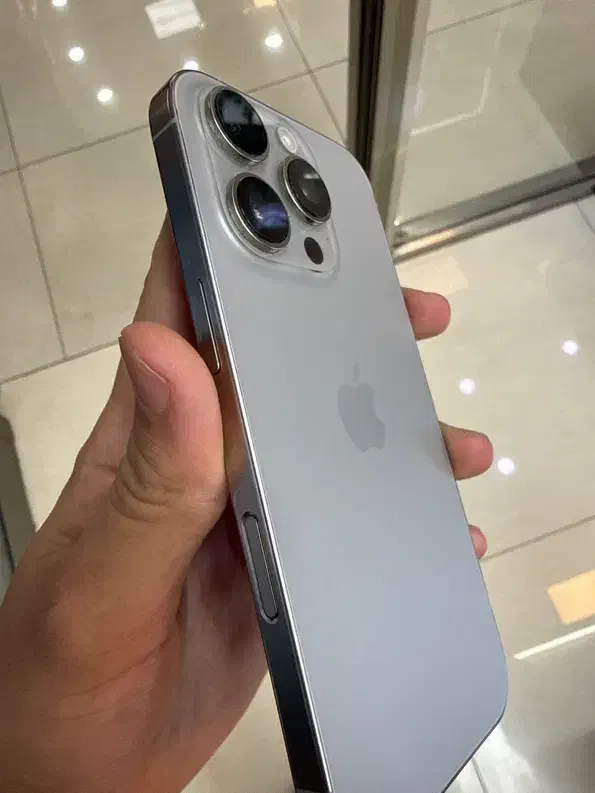 ۱۶ پرو|موبایل|اصفهان, مفتح|دیوار