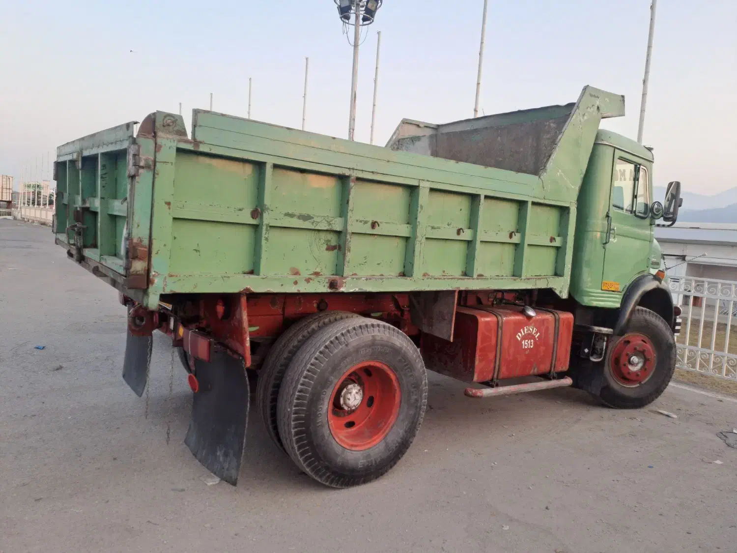 بنز۹۱۱مدل ۱۳۵۵سه تیکه اتوبوس مدارک اماده انتقال|خودرو سنگین|نوشهر, |دیوار