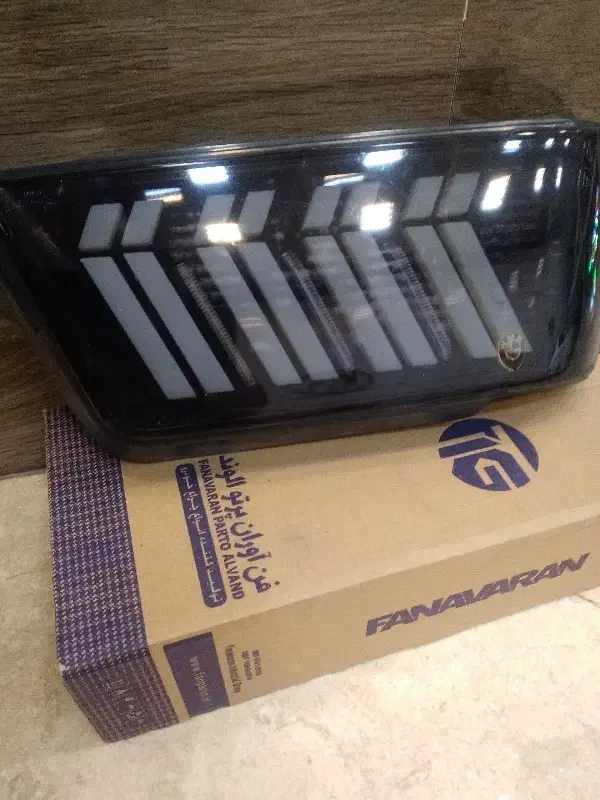 چراغ خطر ۴۰۵|قطعات یدکی و لوازم جانبی|قم, وادی السلام|دیوار