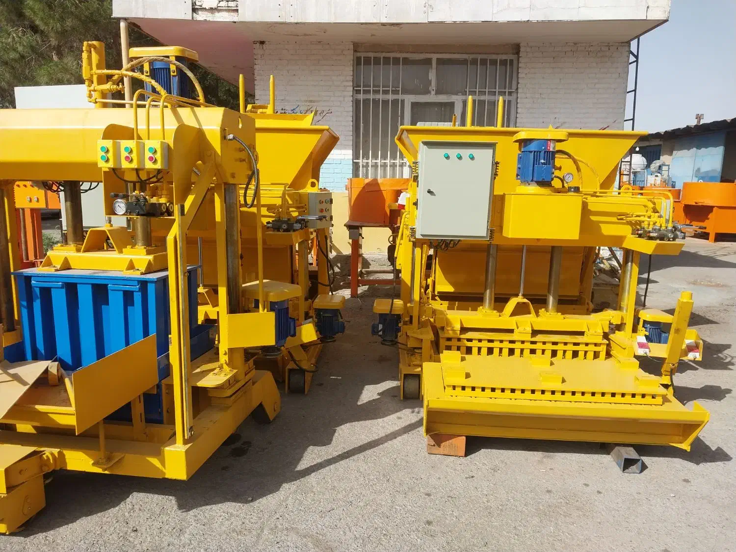 بلوک زن ۳کاره|ماشین‌آلات صنعتی|مشهد, پروین اعتصامی|دیوار