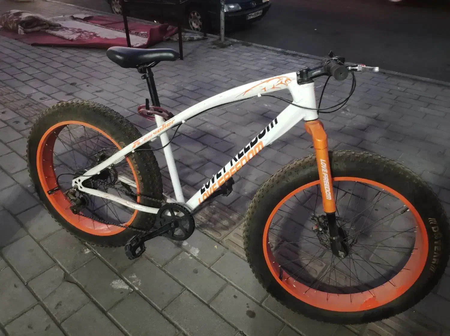 دوچرخه|دوچرخه، اسکیت، اسکوتر|سلماس, |دیوار