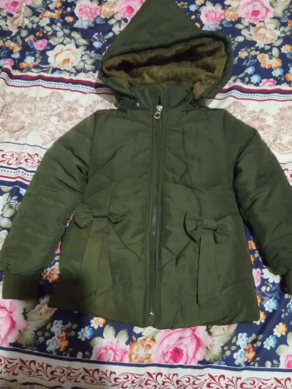 کاپشن دخترانه نو|کفش و لباس بچه|صباشهر, |دیوار