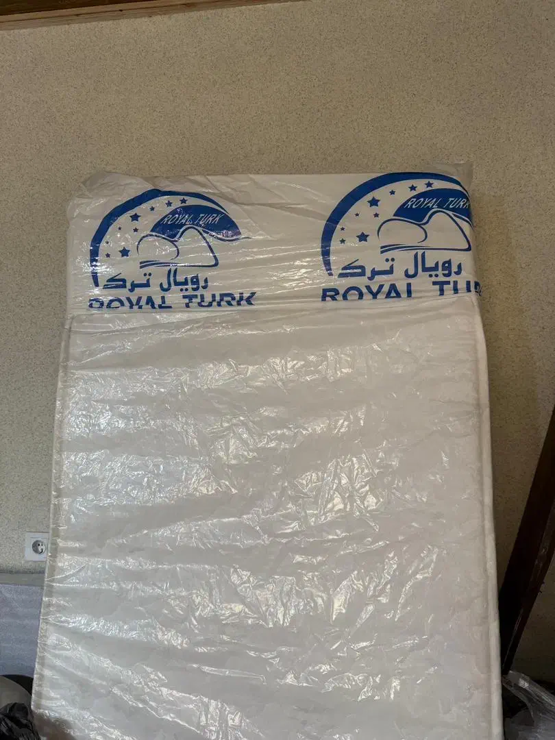 فروش لوازم خونه بعلت جابجایی|تخت و سرویس خواب|ایزدشهر, |دیوار