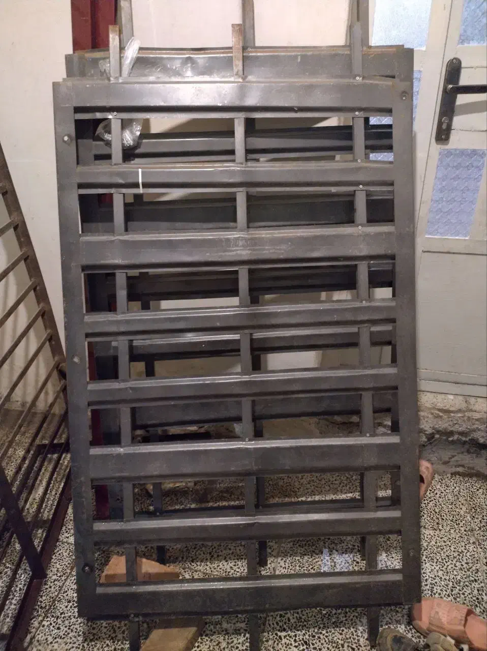 تمیز در حد نو|کالسکه و لوازم جانبی|پلدختر, |دیوار