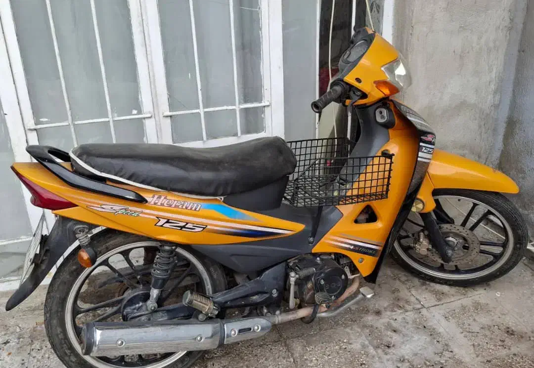 موتورسیکلت بی کلاچ|موتورسیکلت|سیرجان, |دیوار