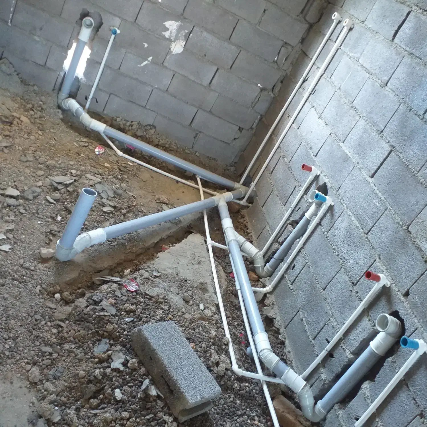 لوله کشی آب وفاضلاب انجام صفرتا صد ساختمان|خدمات پیشه و مهارت|سنندج, |دیوار