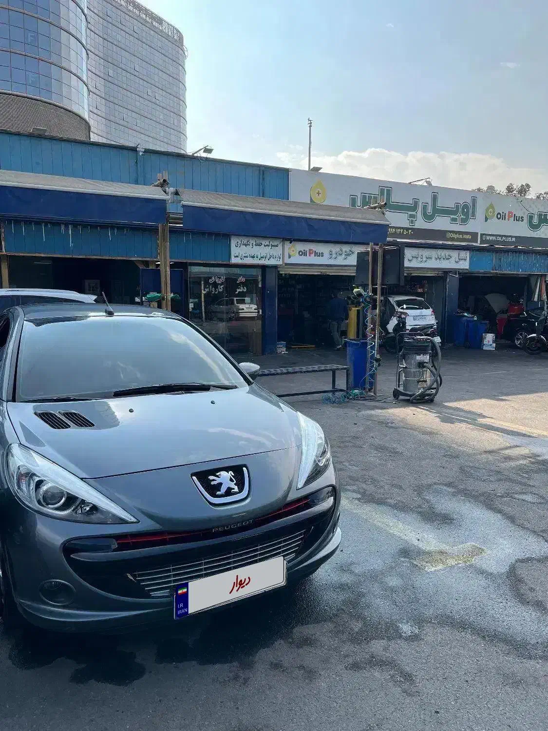 ۲۰۷مدل ۹۹ فرمان برقی|خودرو سواری و وانت|تهران, نصرت|دیوار