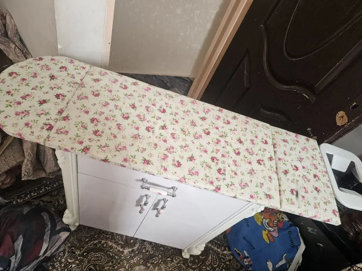 میز اتو و چرخ خیاطی نو|اتو و لوازم اتو|قم, نوقطار|دیوار
